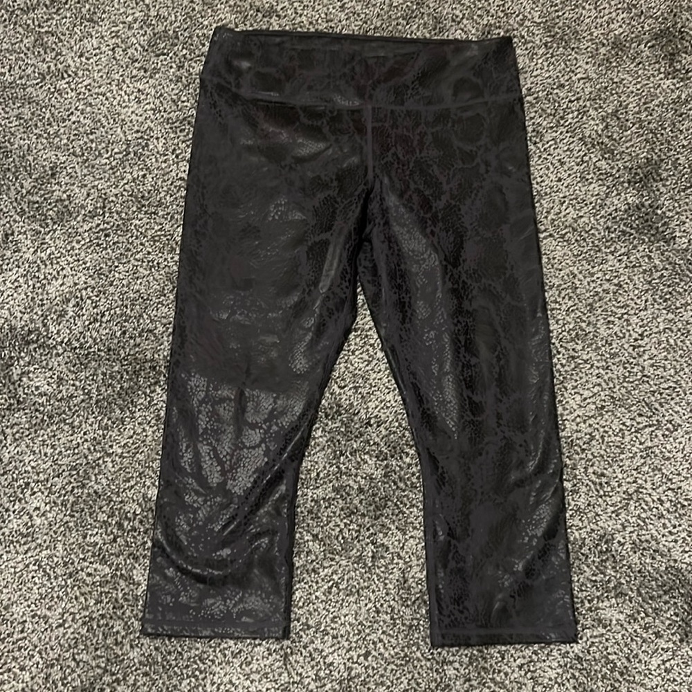 Powerhold by Fabletics leggings